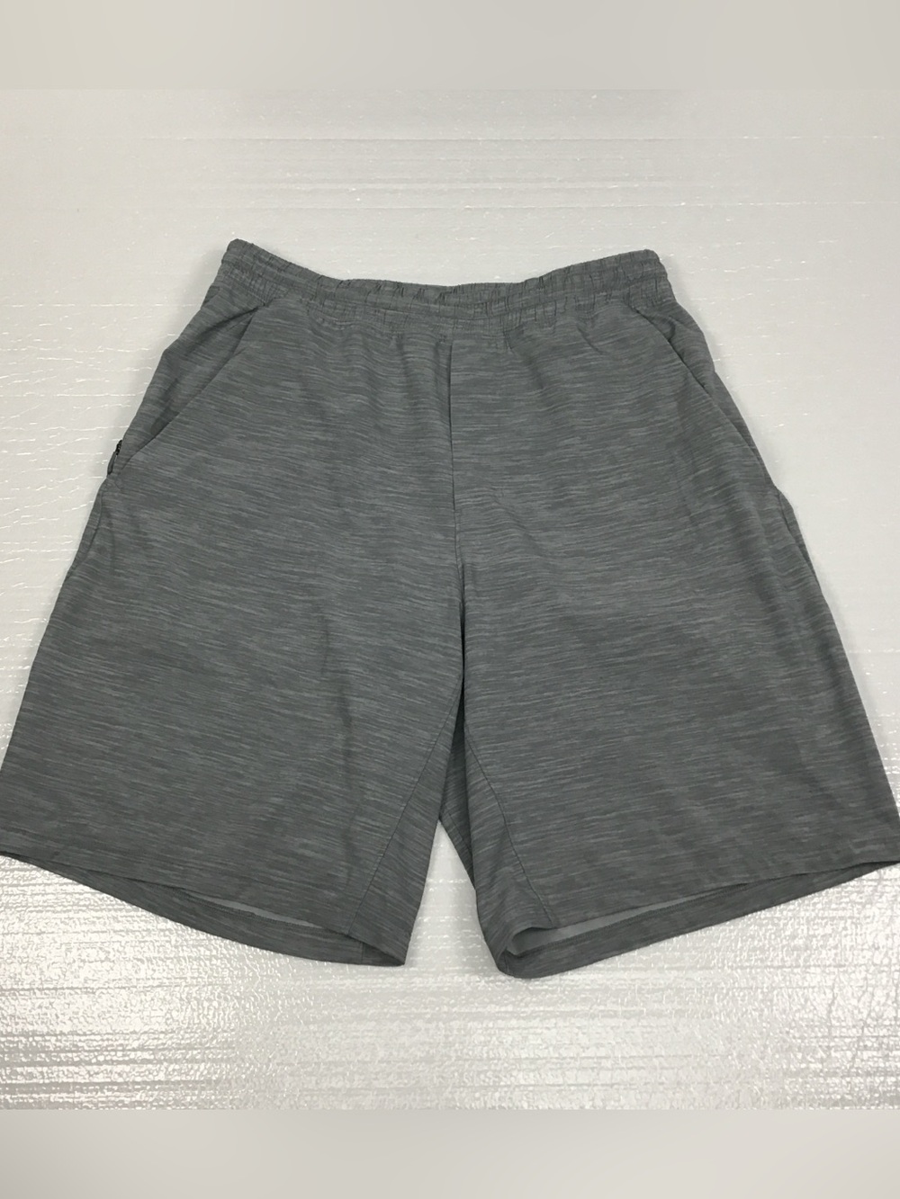 Lululemon Pace Breaker men’s athletic shorts medium